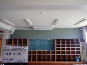 市立白里中学校外1校空調設備設置工事_m03