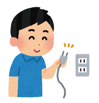 普段から使わない電気製品の電源プラグは、あらかじめコンセントから抜いておく（プラグの清掃も忘れずに）