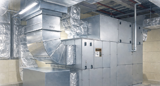 ①空気をつくる