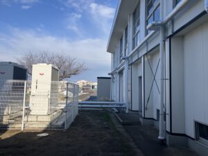 千葉市立葛城中学校外１校体育館冷暖房電気設備工事_02
